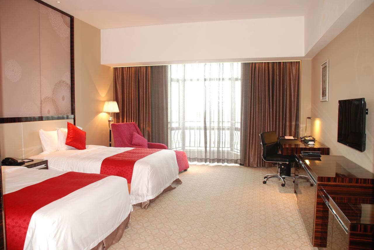 Ln Dongfang Hotel, Sihui Номер фото
